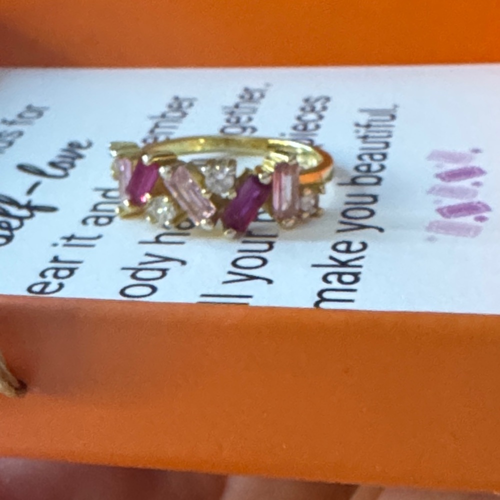 Size 6 Elegant Gold and Pink Women's Ring